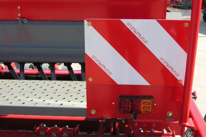 amber_1200_oswietlenie_tylne