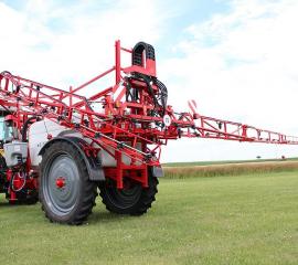 opryskiwacze-polowe-przyczepiane-plus.3_f