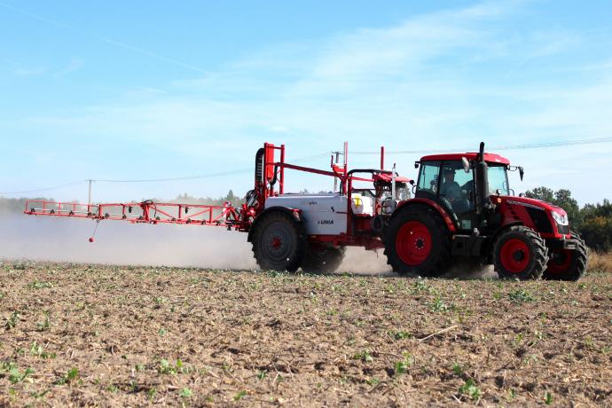 opryskiwacz_przyczepiany_unia_plus_2015_2