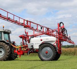 opryskiwacze-polowe-przyczepiane-plus_f