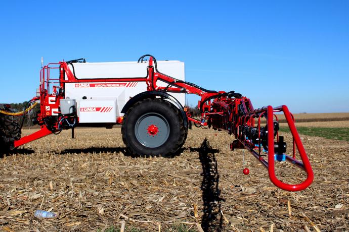 opryskiwacz_polowy_przyczepiany_unia_europa_premium_6027_3