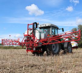 opryskiwacze-polowe-zawieszane-lux.1_f